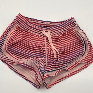 lululemon version of Hotty Hot low-rise 2.5”